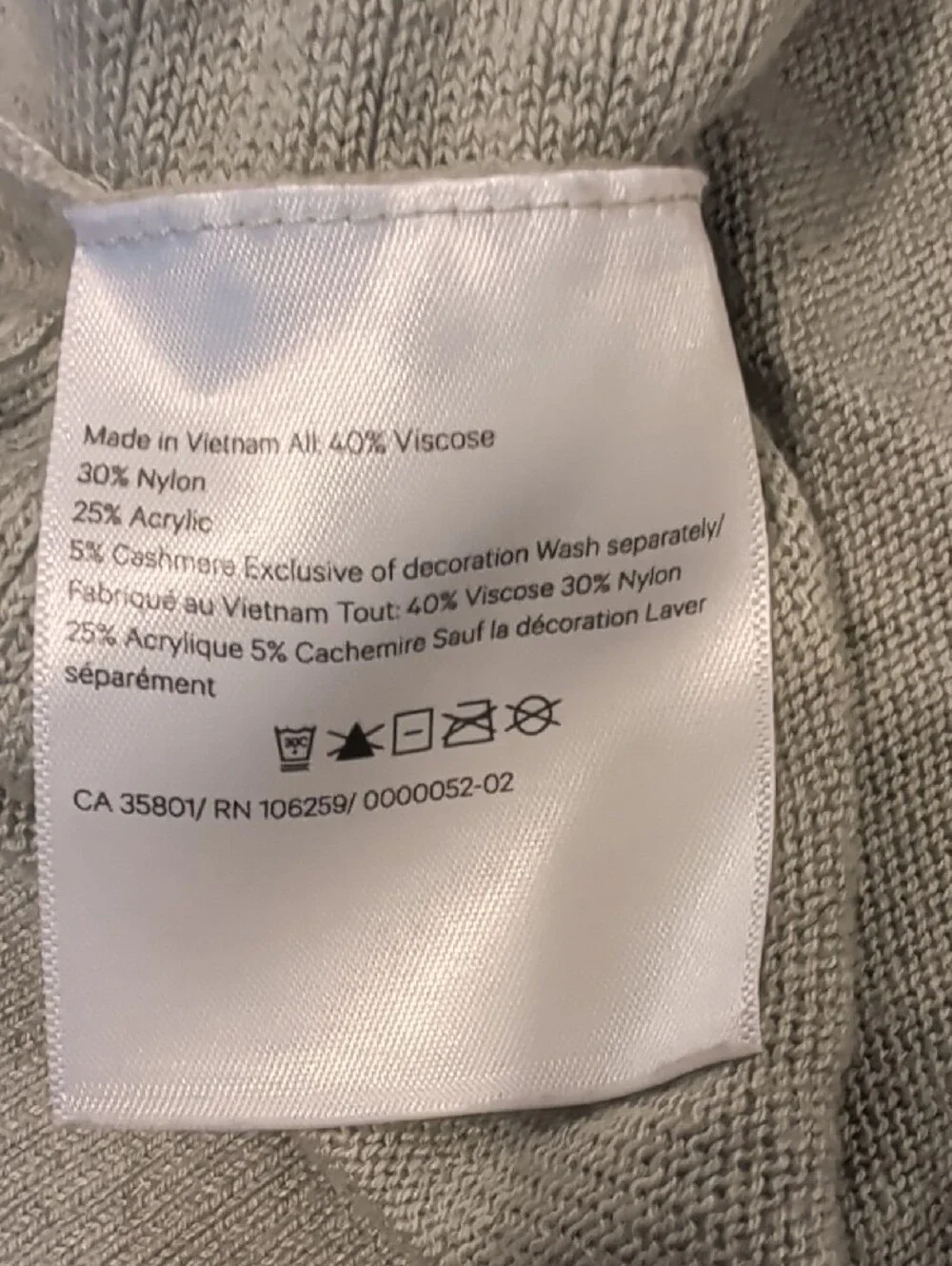 lululemon athletica women's Green Crewneck Sweater Cashmere